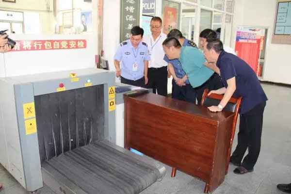 省運管局副局長袁新一行到隴運集團(tuán)公司調(diào)研檢查安全管理工作