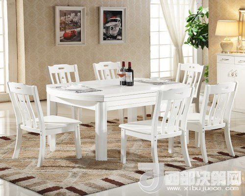 喜歡白色餐桌 但椅子該如何搭配？