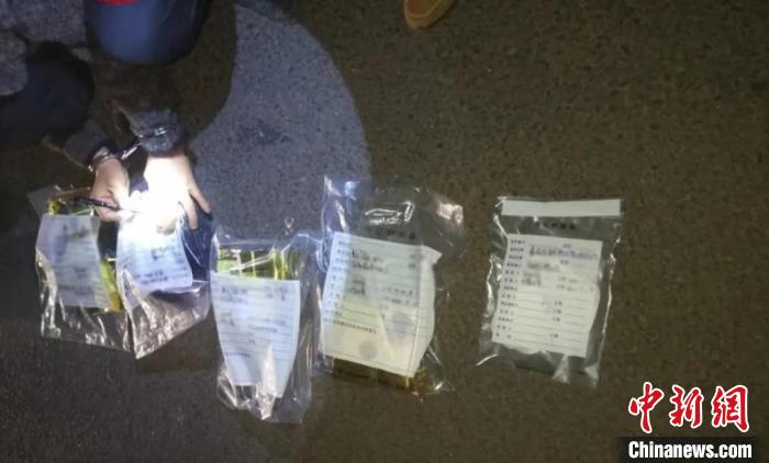 圖為云南警方查獲的毒品?！≡颇鲜」矎d供圖 攝