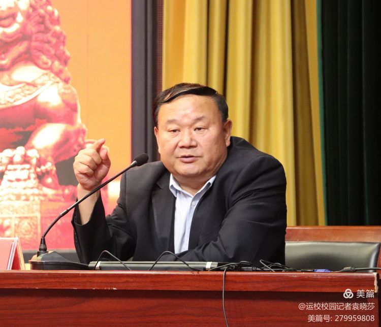 中國(guó)民航大學(xué)專(zhuān)家蒞臨華山國(guó)際教育集團(tuán)渭南軌道運(yùn)校參觀(guān)指導(dǎo)