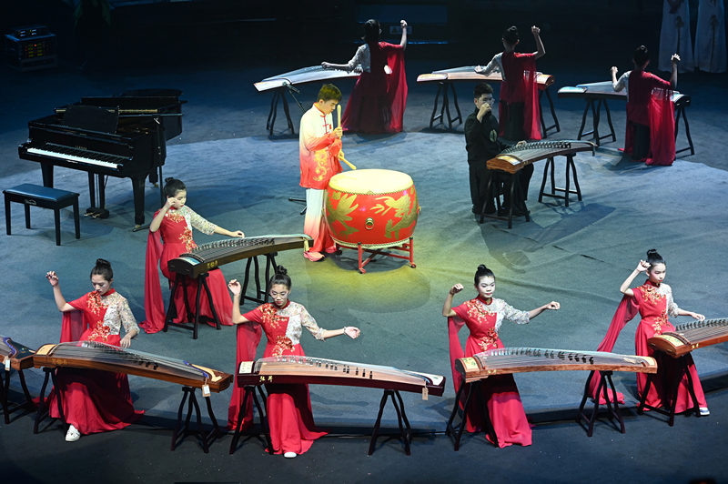 2024年1月21日，廣州，“第二屆粵港澳大灣區(qū)青少年音樂周”頒獎典禮在融創(chuàng)廣州大劇院舉行。